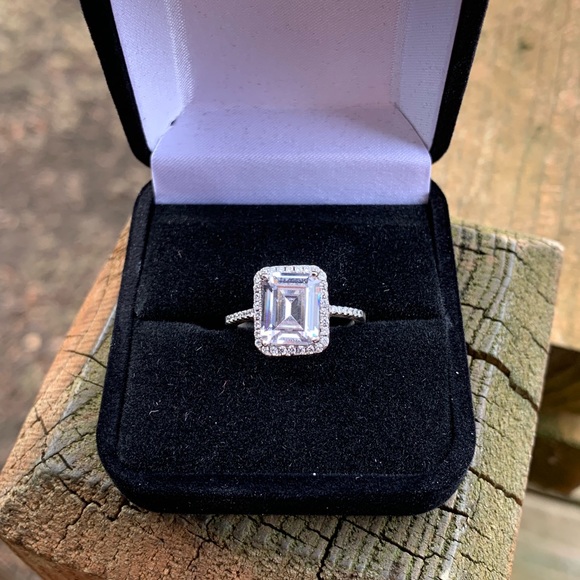 EXQUISITE EVE - Picture 2 of 8